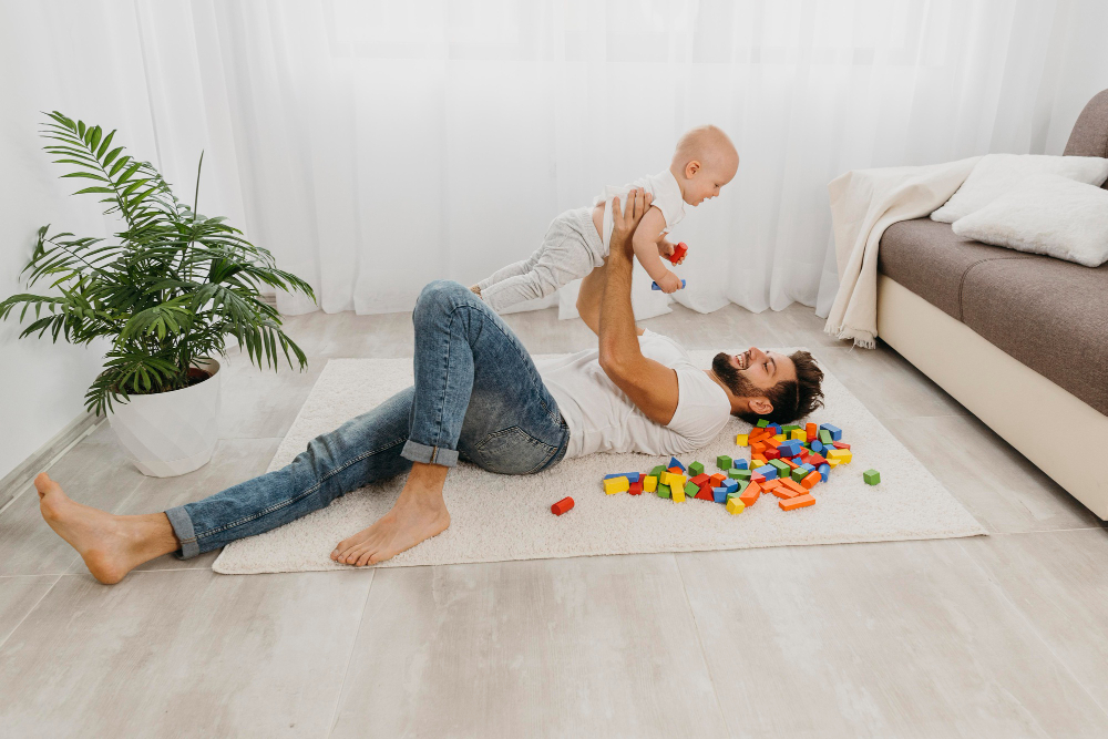 Por qué debes jugar con tu bebé: Beneficios para el desarrollo y el vínculo familiar
